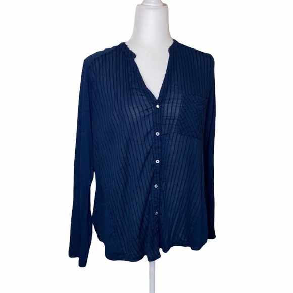 Lucky Brand long sleeve button front Top - Picture 1 of 7